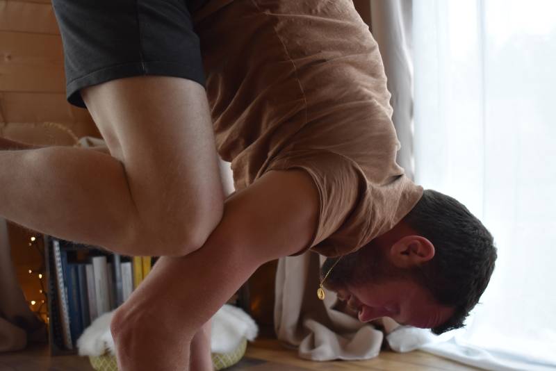 Débuter le yoga à Bordeaux rive droite sans pression avec le studio Chandrananda