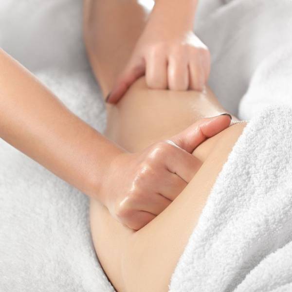 Drainage lymphatique à Bordeaux : le geste précis du drainage manuel professionnel à l’Espace Samananda