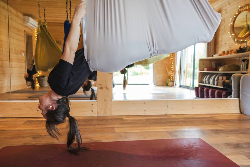 Offrez-vous une bulle de légèreté avec le Fly Yoga dans un cocon aérien près de Saint-André-de-Cubzac
