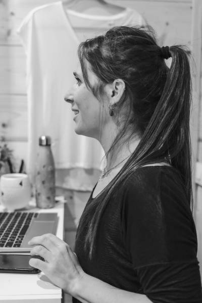 Cours de yoga Vinyasa pour renforcer l’énergie et améliorer la sérénité mentale à proximité de Libourne en Gironde